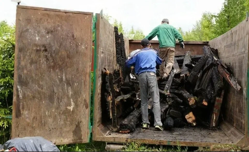 Вывоз мусора после пожара в Волгограде от ПроМусор — уборка, утилизация, цена от 2546 руб