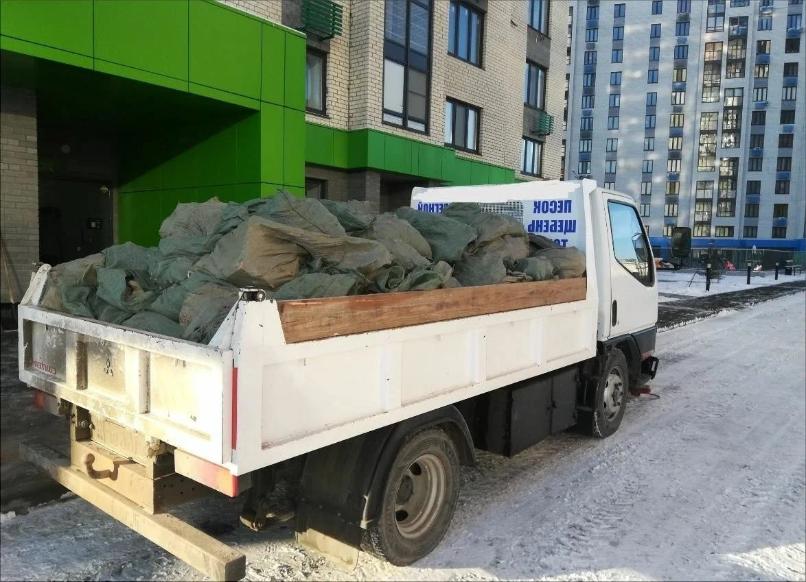 Вывоз мусора грузовым фургоном 3 тонны в Волгограде — цена от 1403 руб., ПроМусор