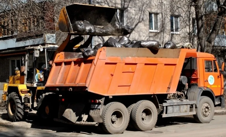 Вывоз мусора грузовым фургоном 5 тонн в Волгограде – ПроМусор, аренда, цена от 1611 руб